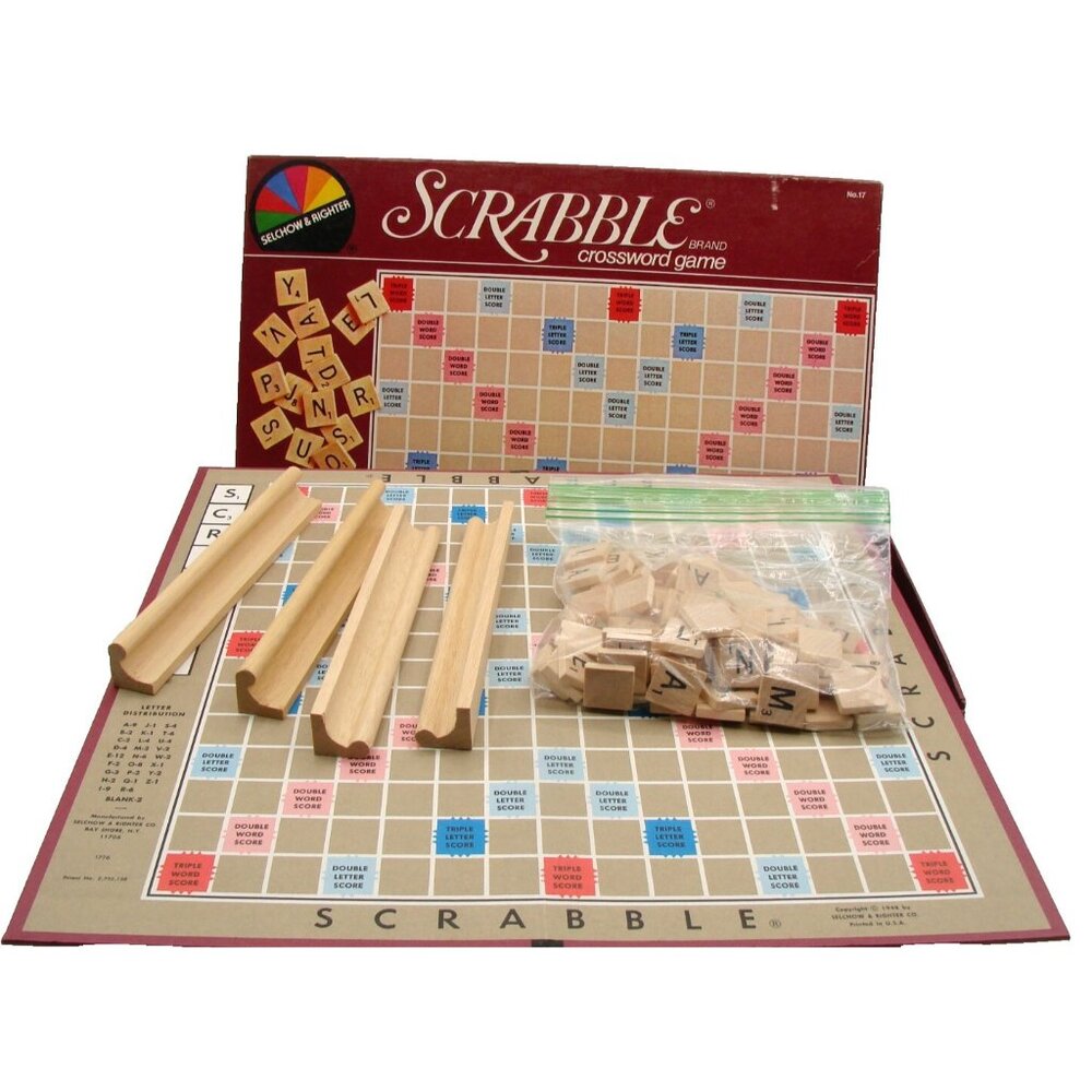 Vintage Scrabble Crossword Game Selchow & Righter 1982 Edition No.17 in Box